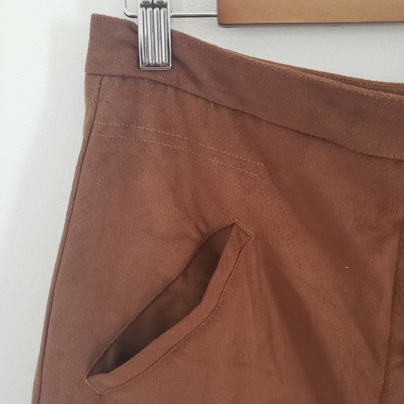 Jolt Brown Suede Mini Skirt Size 7 - Picture 2 of 9